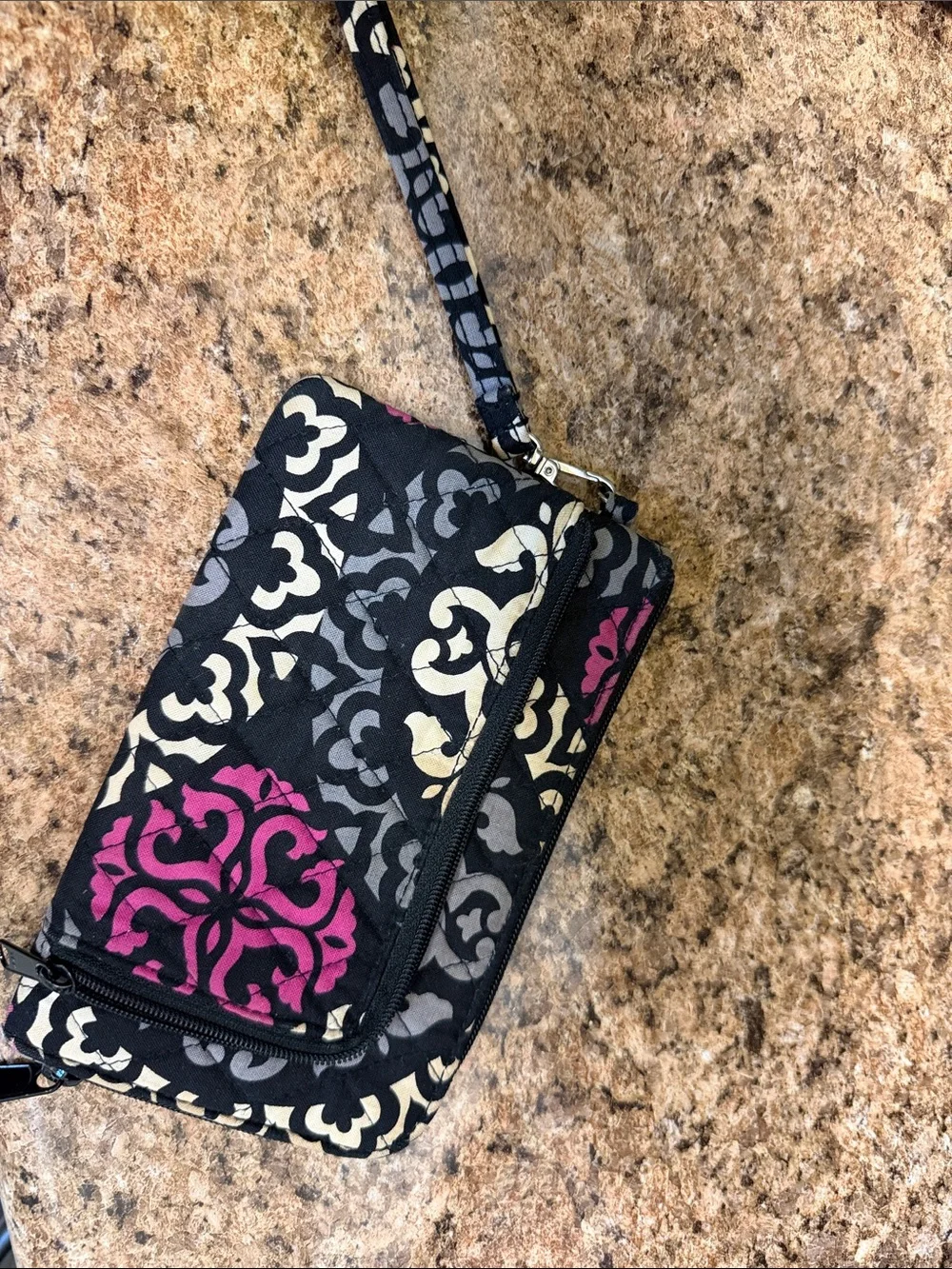 retired/ vintage Vera Bradley Black, Pink & Cream Quilted Wristlet